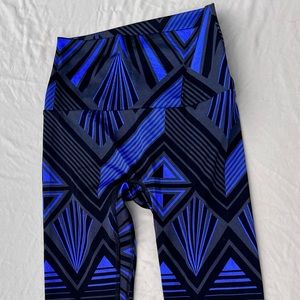 K-Deer crop length leggings gently used - S